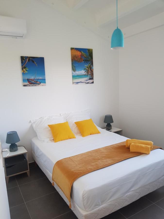 Villa Lovado Avec Jacuzzi 圣弗朗索瓦 外观 照片
